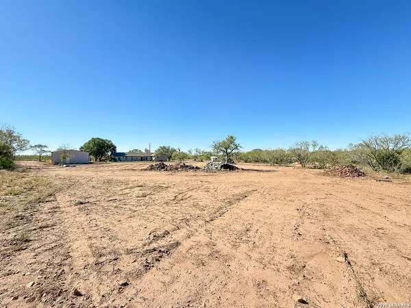 $499,900 | 200 Pr 6631 Devine Tx 78016, Devine, TX 78016