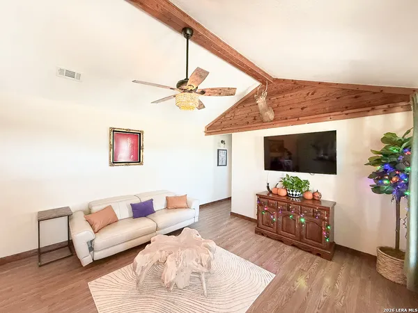 $499,900 | 200 Pr 6631 Devine Tx 78016, Devine, TX 78016
