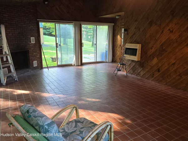 $329,000 | 3 Lakeview Terrace, Kerhonkson, NY 12446