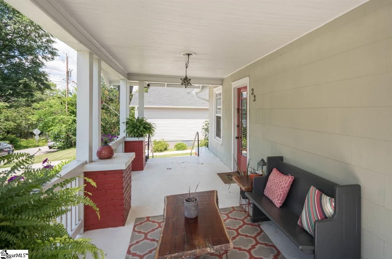 23 Brunson Street Greenville, SC 29607 - Photo 3 of 34