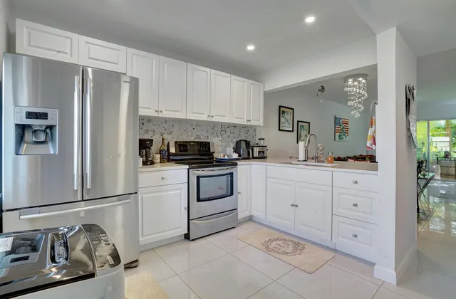 $120,000 | 130 Lake Meryl Drive, Unit 226, West Palm Beach, FL 33411