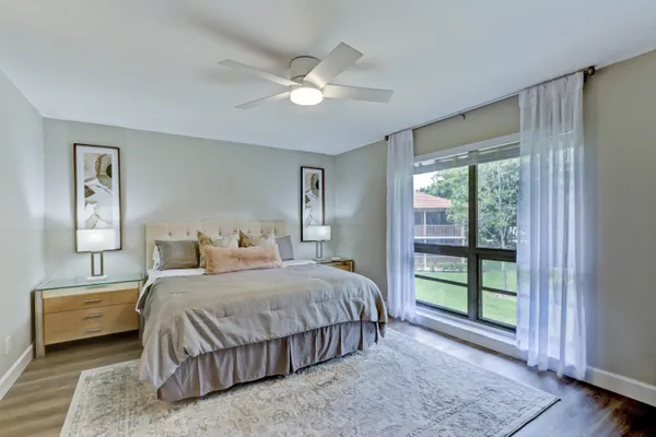 $3,500 | 206 Brackenwood Terrace, Unit 206, Palm Beach Gardens, FL 33418