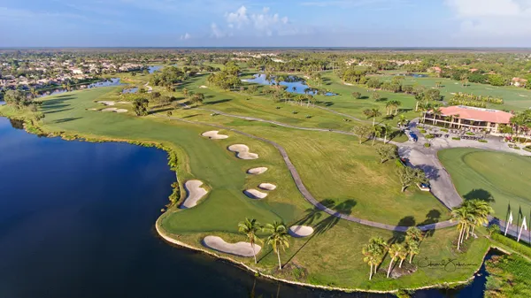 $3,500 | 206 Brackenwood Terrace, Unit 206, Palm Beach Gardens, FL 33418