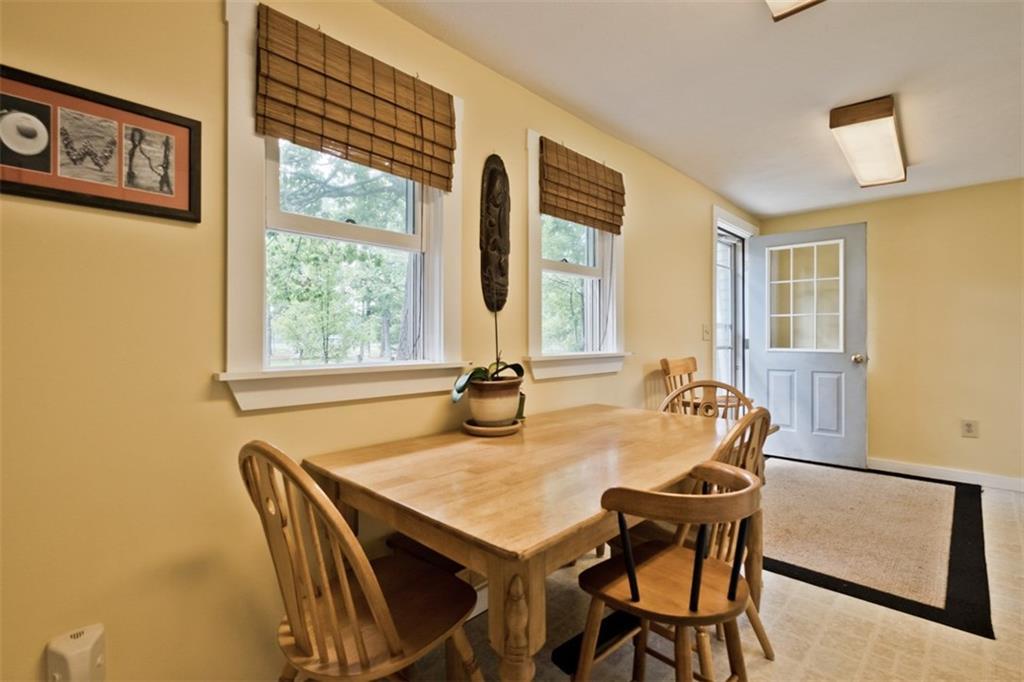 114 Blackstrap Road Cumberland, ME 04021 - Photo 9 of 27 Photo