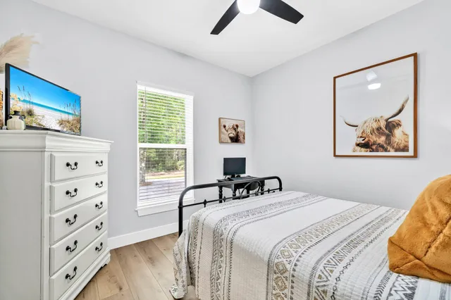 $489,000 | 52 Lazy Bone St Point, Vernon, FL 32462