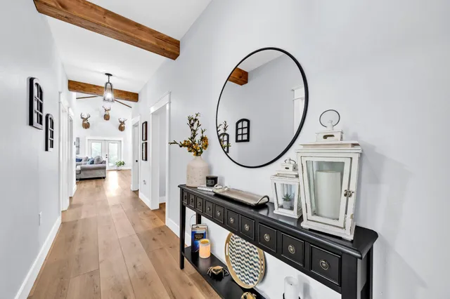 $489,000 | 52 Lazy Bone St Point, Vernon, FL 32462