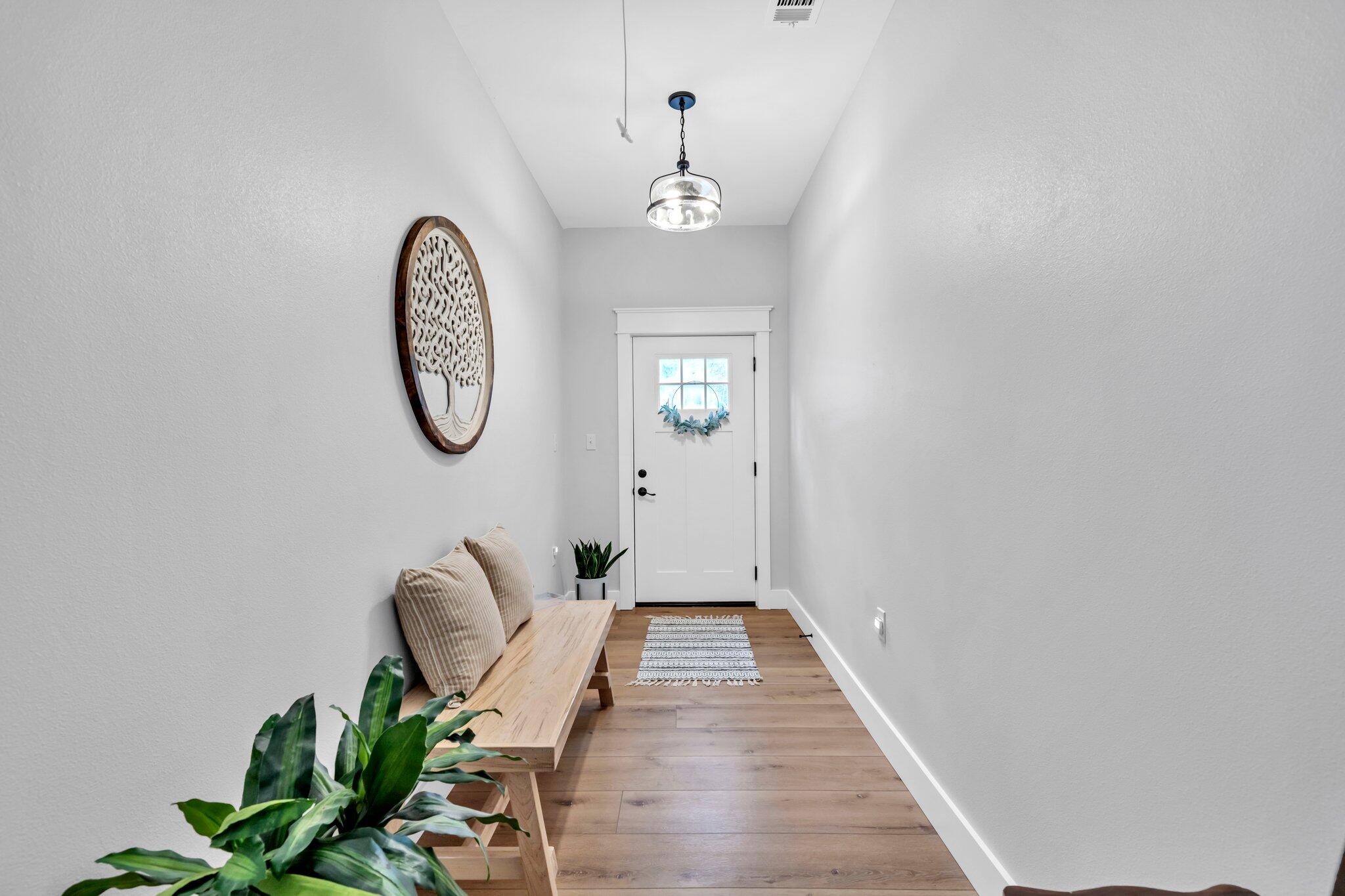 52 Lazy Bone St Point Vernon, FL 32462 - Photo 22 of 62 a view of a hallway with entryway