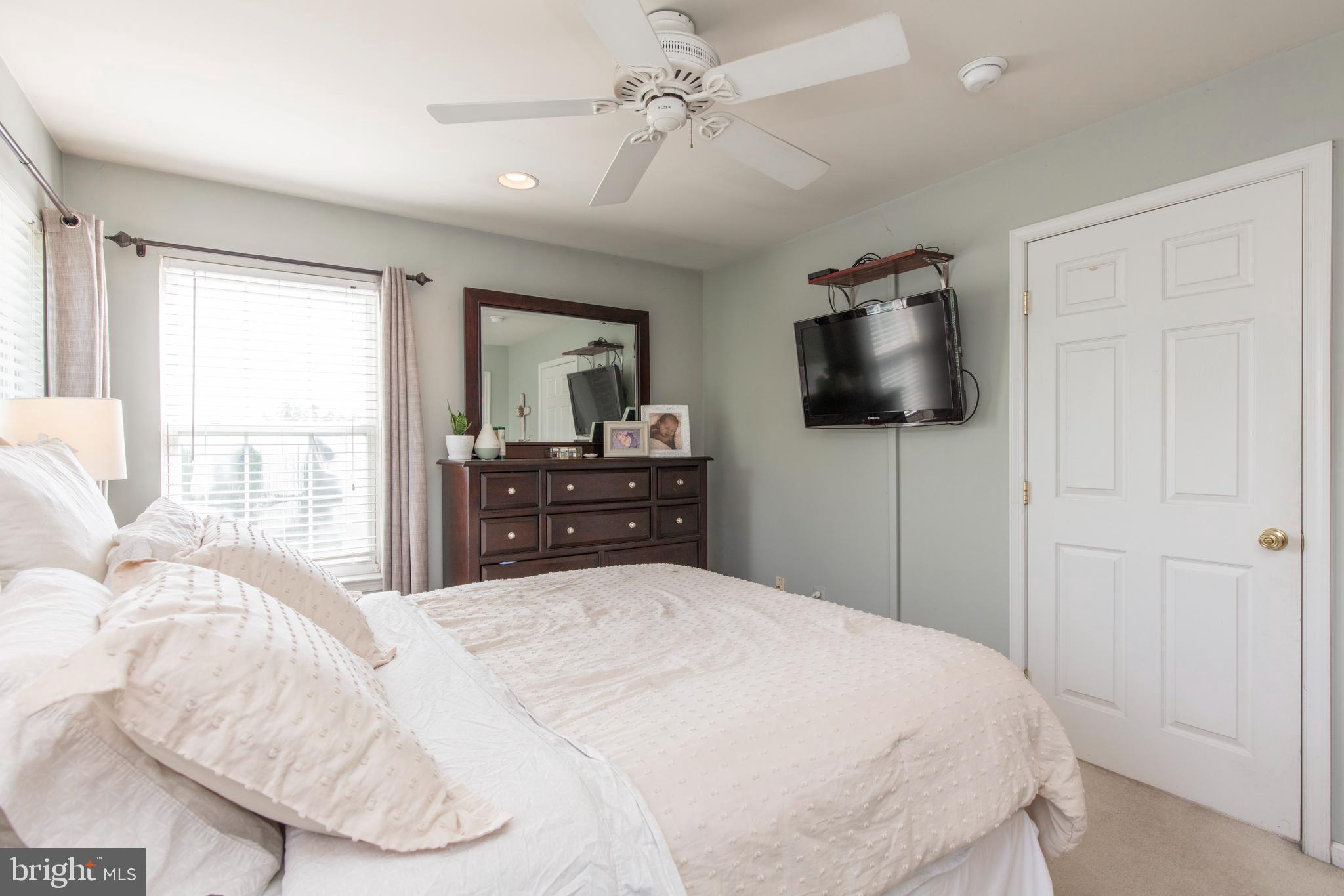 423 Fort Hill Circle Fort Washington, PA 19034 - Photo 23 of 40