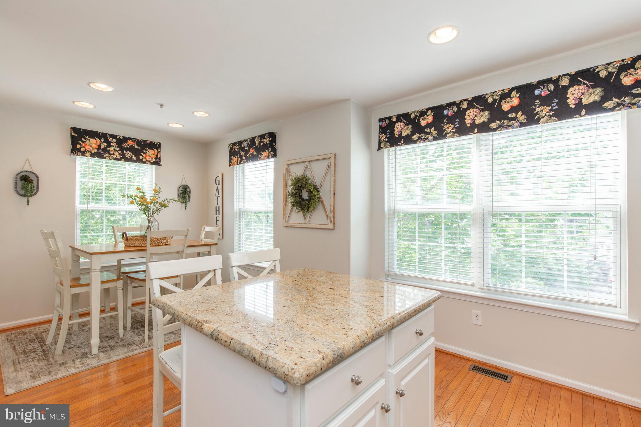 423 Fort Hill Circle Fort Washington, PA 19034 - Photo 8 of 40