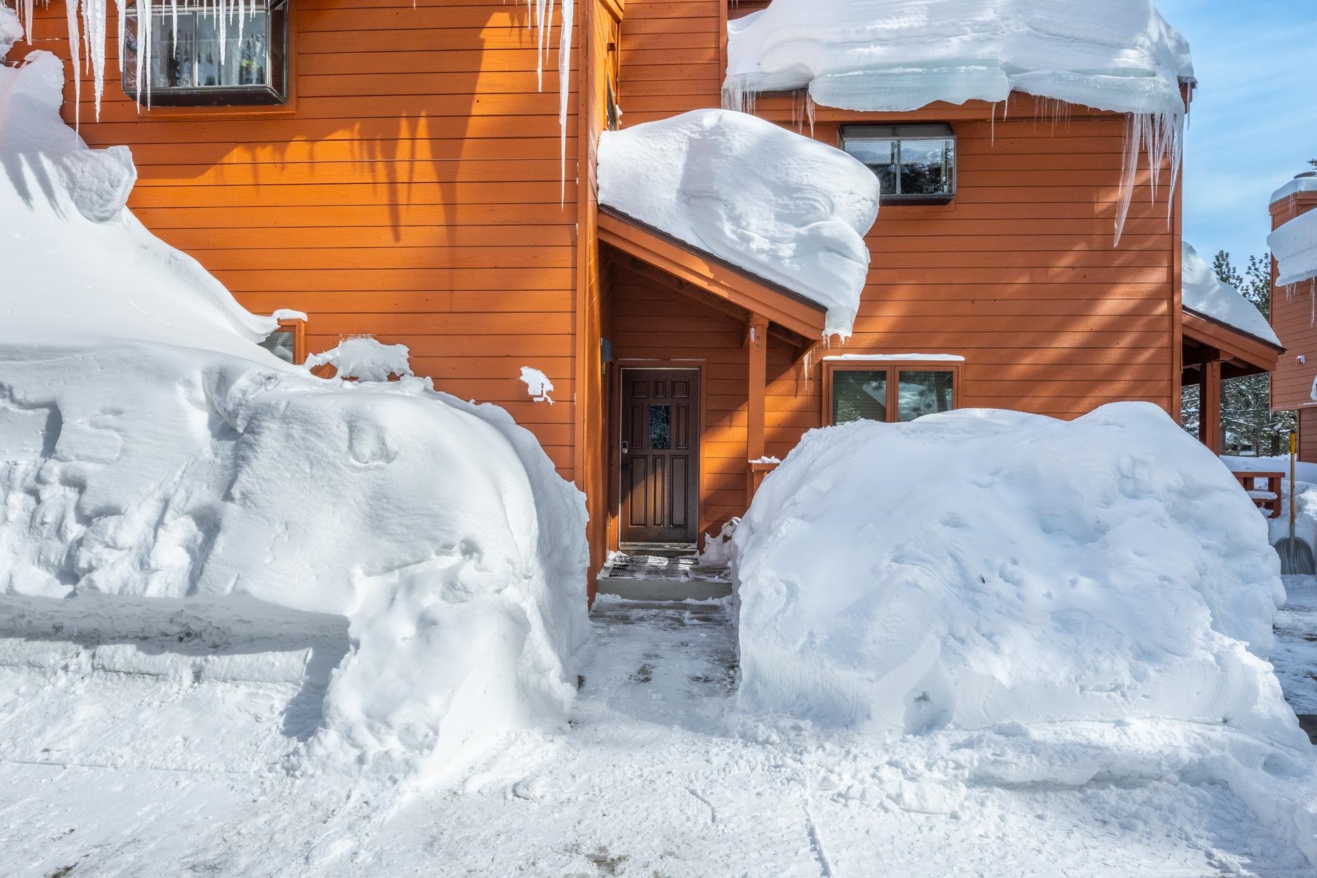 3392 Chateau Road, Unit 2 Mammoth Lakes, CA 93546 - Photo 32 of 43