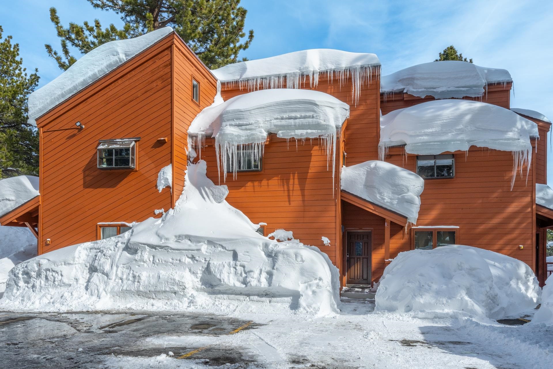 3392 Chateau Road, Unit 2 Mammoth Lakes, CA 93546 - Photo 33 of 43