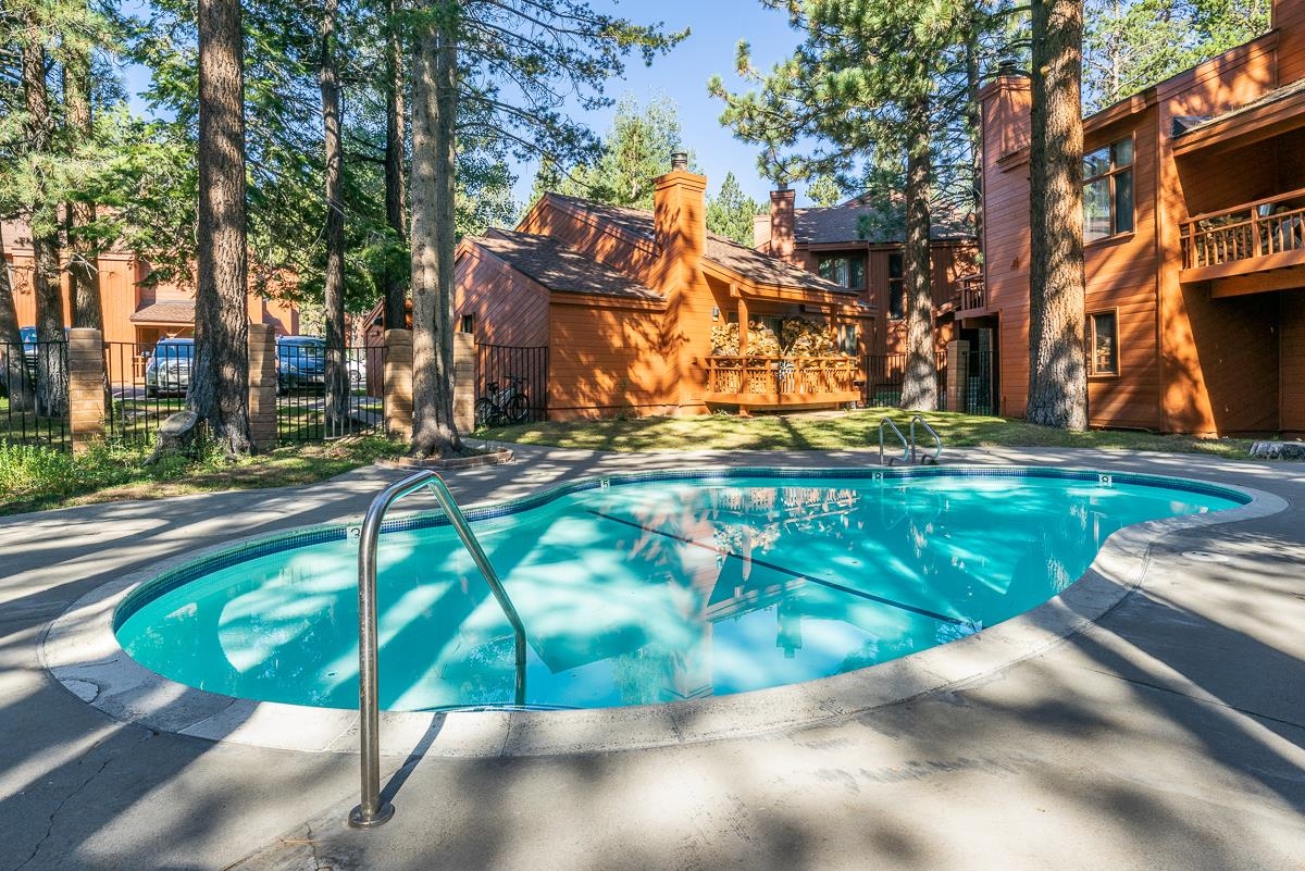 3392 Chateau Road, Unit 2 Mammoth Lakes, CA 93546 - Photo 40 of 43