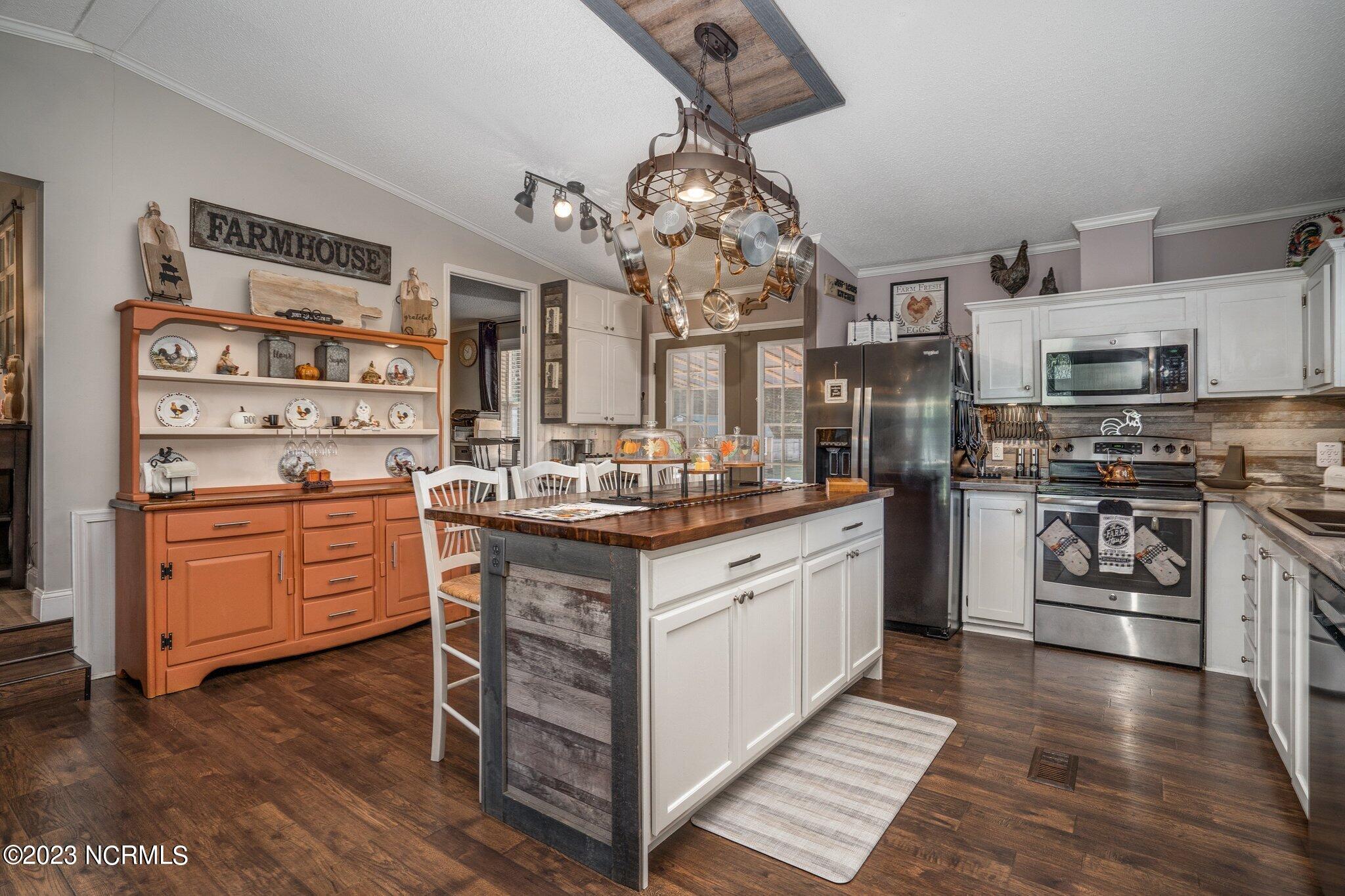 10109 Smith Road Middlesex, NC 27557 - Photo 14 of 50 014-10109SmithRoad-Middlesex-NC-27557-SM
