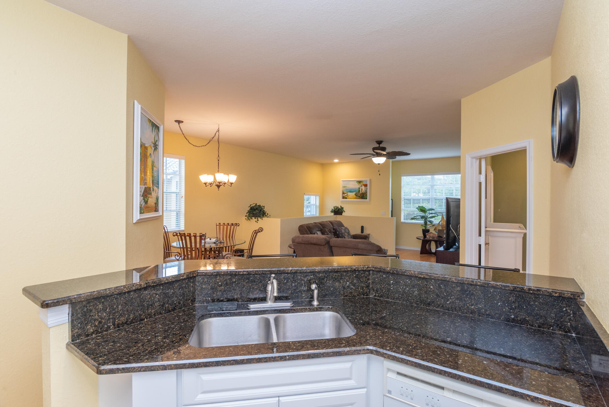 1600 Southeast Sheffield Terrace, Unit 201 Stuart, FL 34994 - Photo 16 of 28 Photo 16