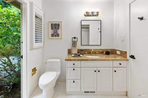$2,350,000 | 403 Woodland Road, Kentfield, CA 94904