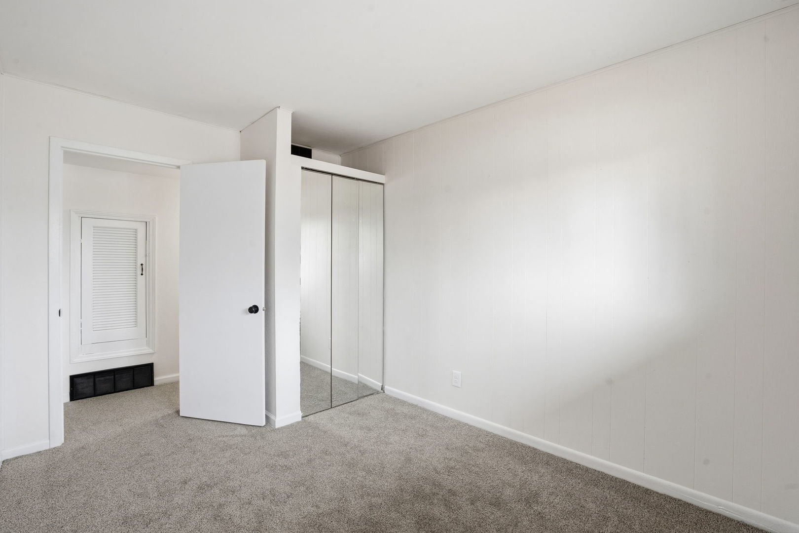 416 6th Street East Milan, IL 61264 - Photo 11 of 20