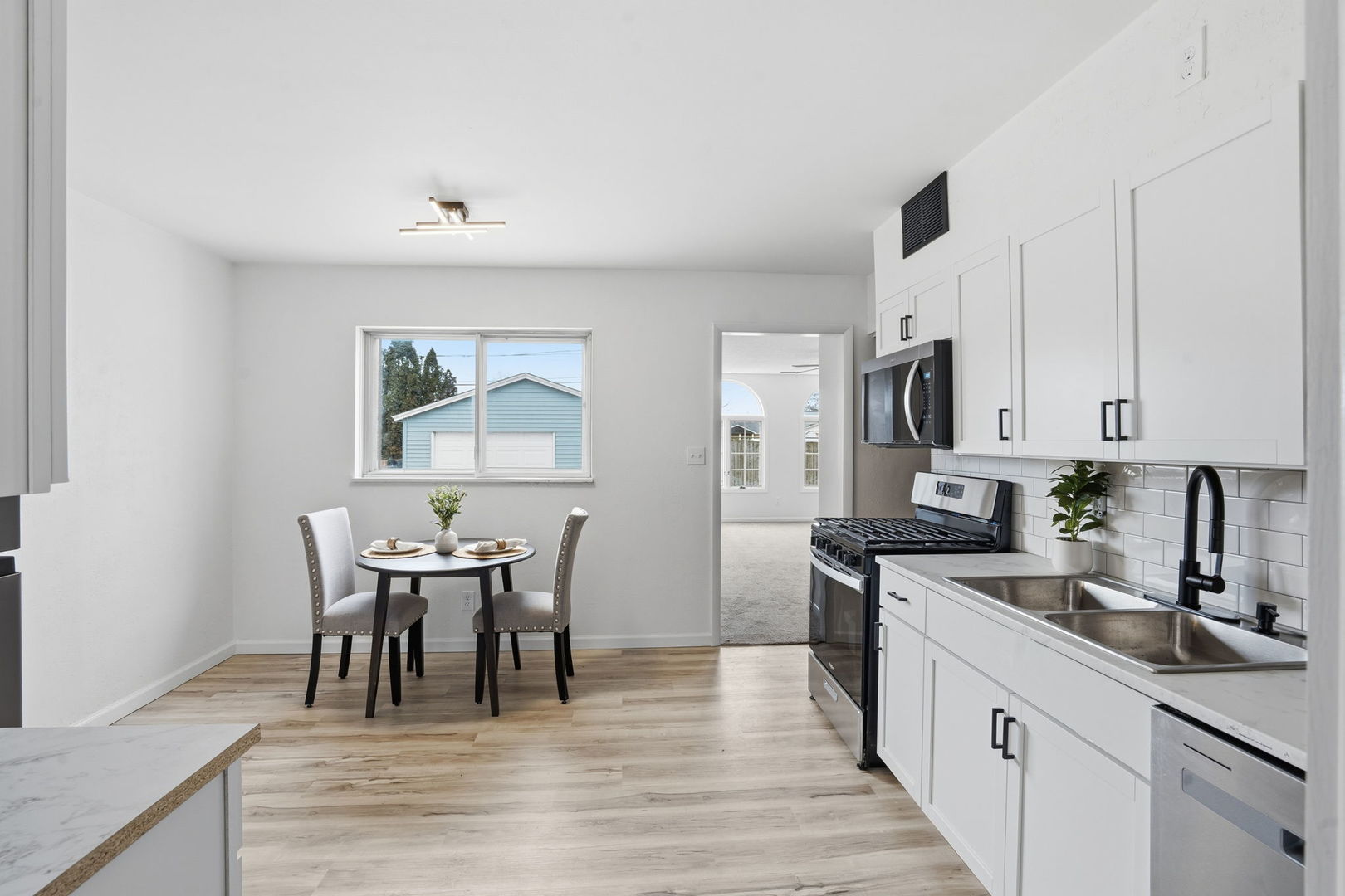 416 6th Street East Milan, IL 61264 - Photo 5 of 20