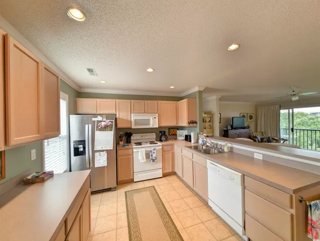 $299,900 | 194 South Cove Place, Unit 7D, Pawleys Island, SC 29585