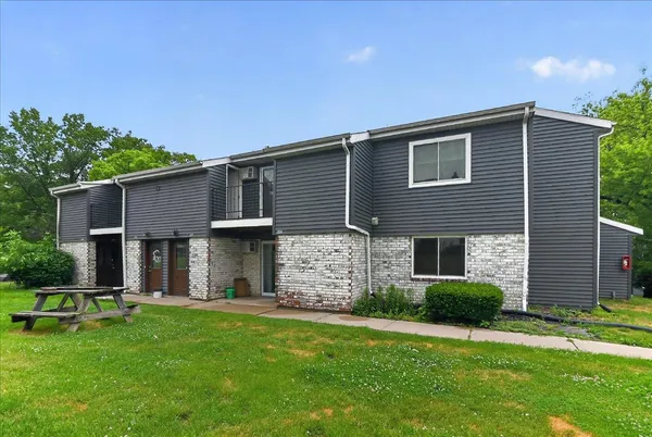 $206,900 | 503 Whispering Pines Way, Unit 503, Fitchburg, WI 53713