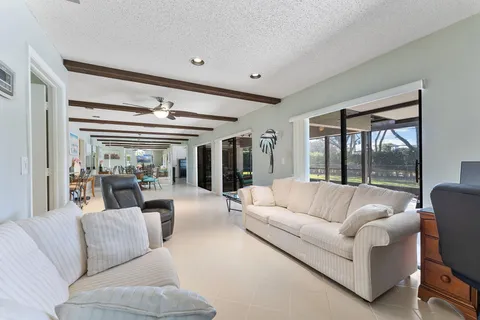 $434,000 | 6206 Springdale Way, Delray Beach, FL 33484