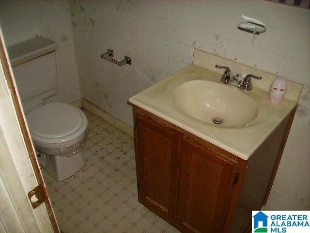 417 60th Street Fairfield, AL 35064 - Photo 15 of 17