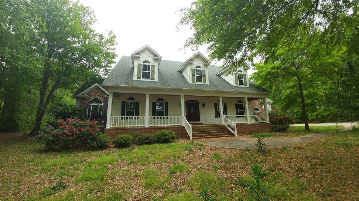 2703 Old Columbus Road Opelika, AL 36804 - Photo 1 of 37 Gallery Image 1