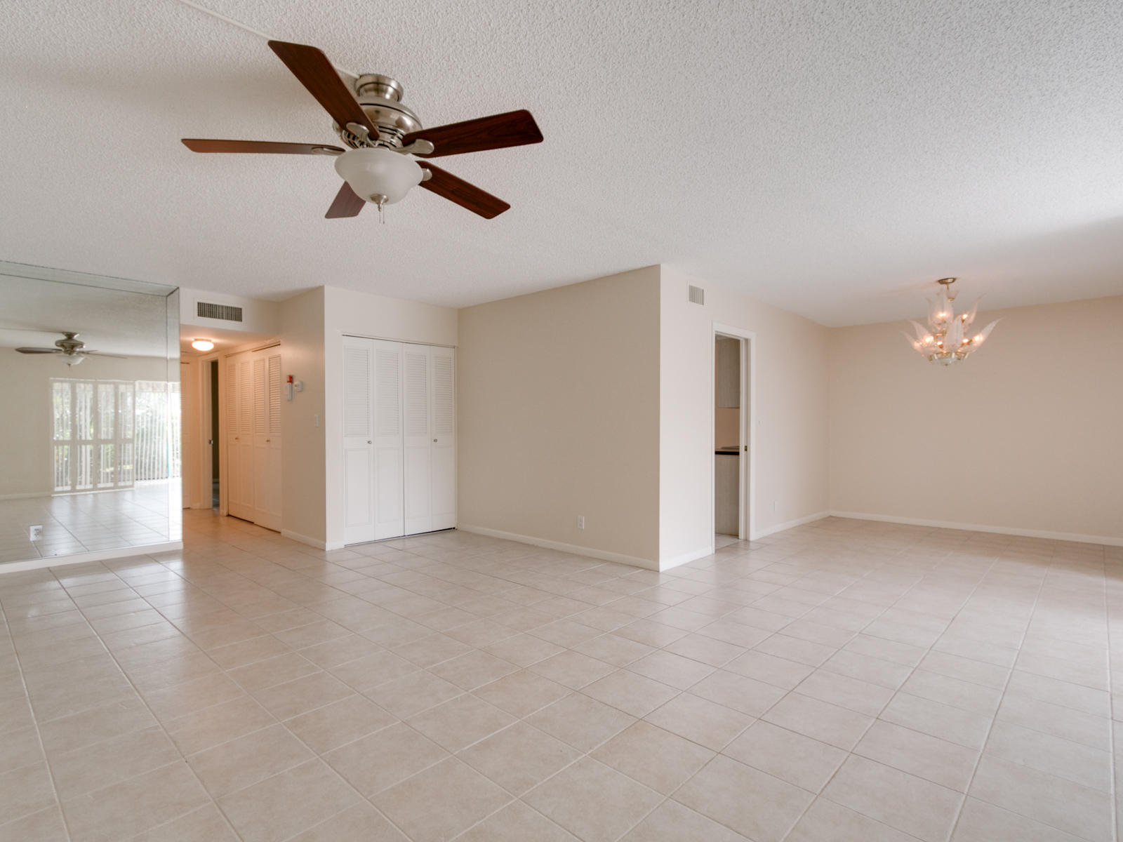 22089 Cocoa Palm Way, Unit 155 Boca Raton, FL 33433 - Photo 11 of 41 22029-13