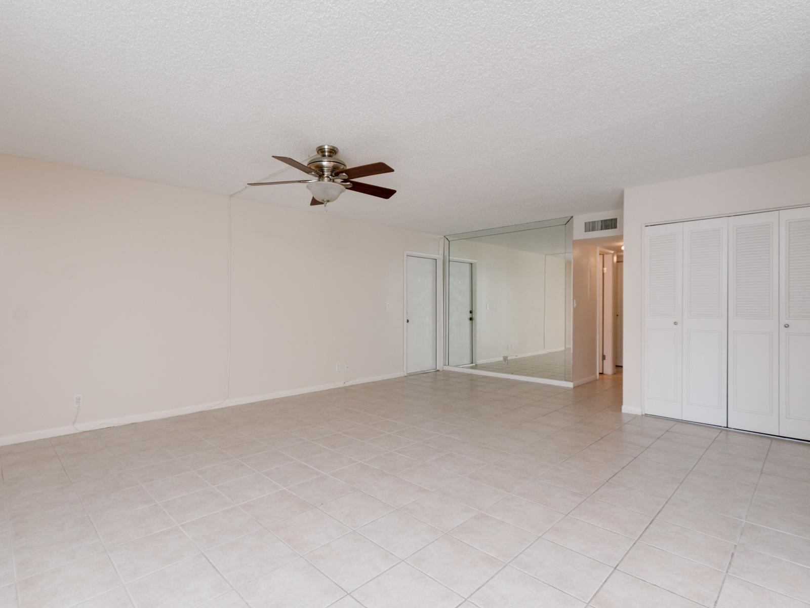 22089 Cocoa Palm Way, Unit 155 Boca Raton, FL 33433 - Photo 10 of 41 22029-12