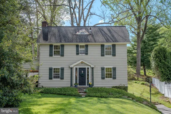 $689,000 | 612 Brookside Avenue, Wayne, PA 19087