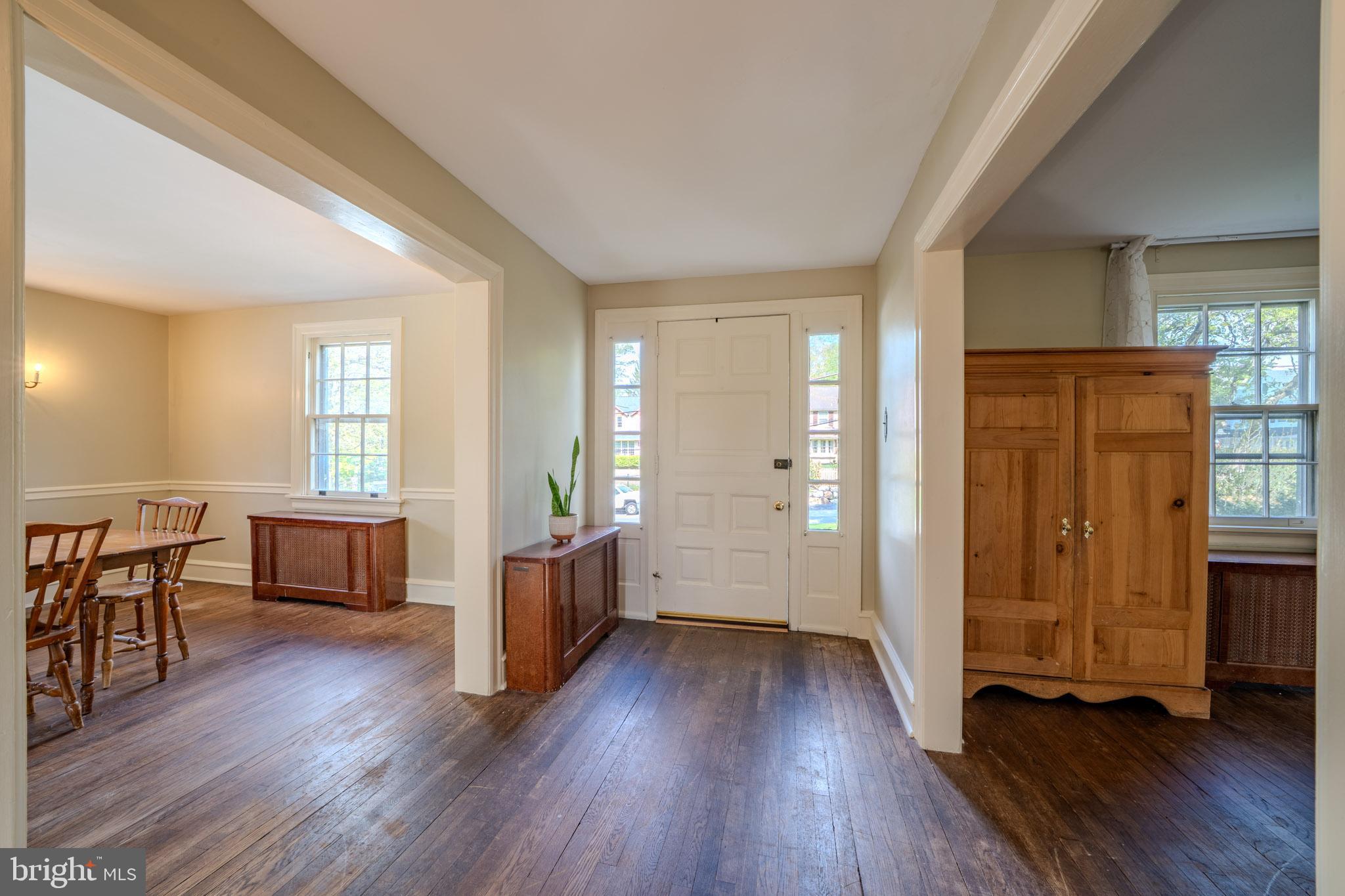 612 Brookside Avenue Wayne, PA 19087 - Photo 5 of 35