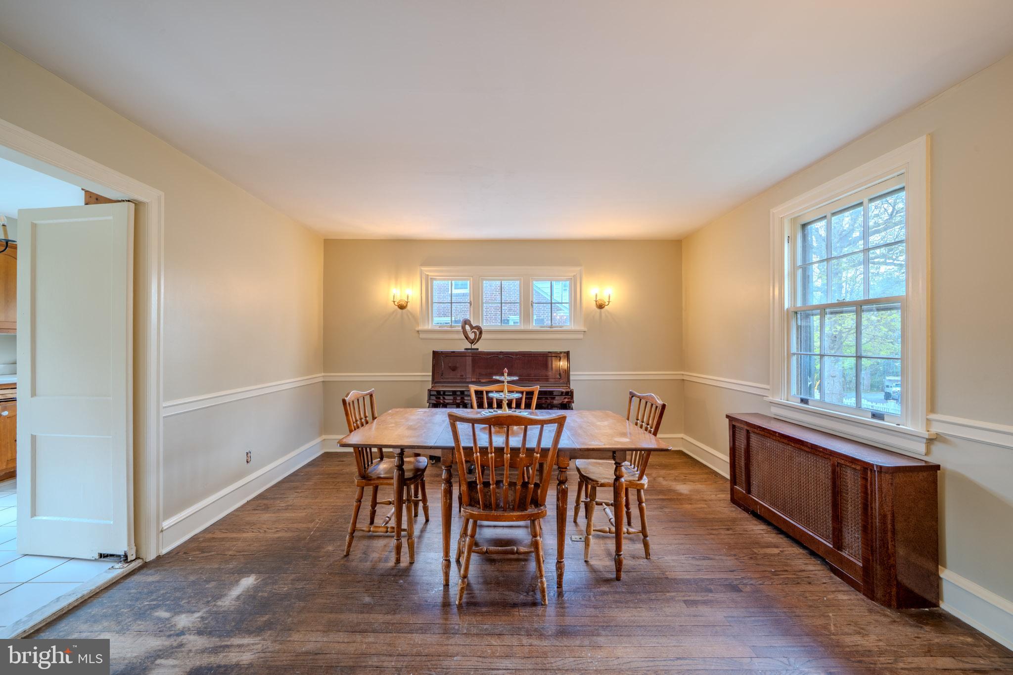 612 Brookside Avenue Wayne, PA 19087 - Photo 8 of 35