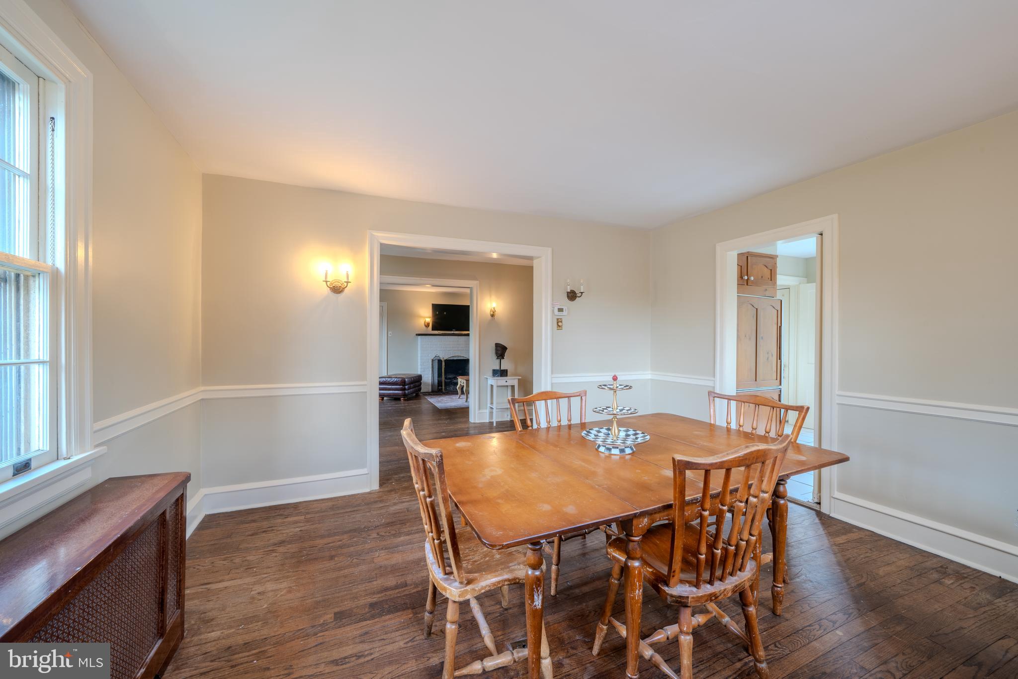 612 Brookside Avenue Wayne, PA 19087 - Photo 9 of 35 Dining room
