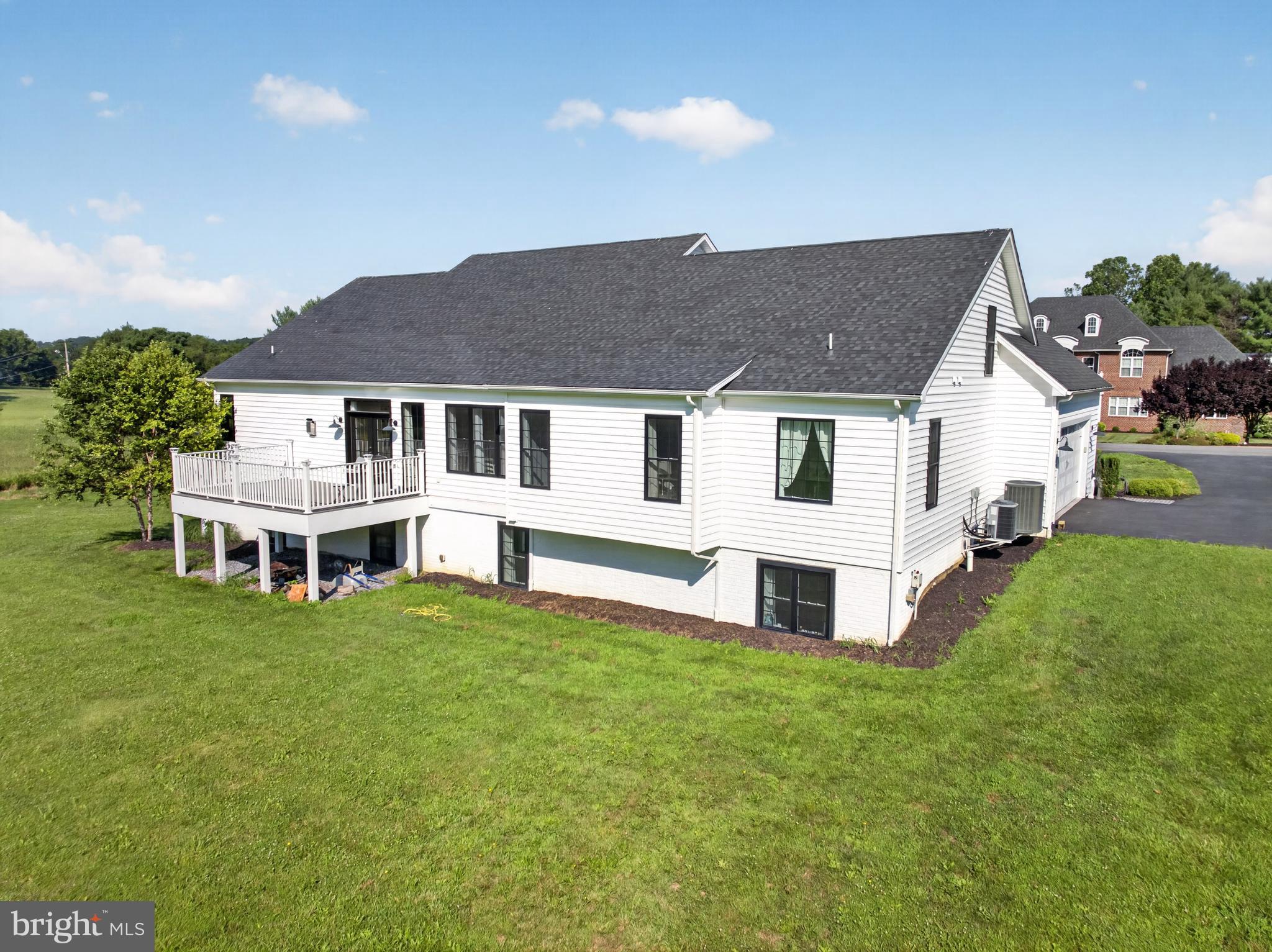80 Bowling View Road Front Royal, VA 22630 - Photo 14 of 103