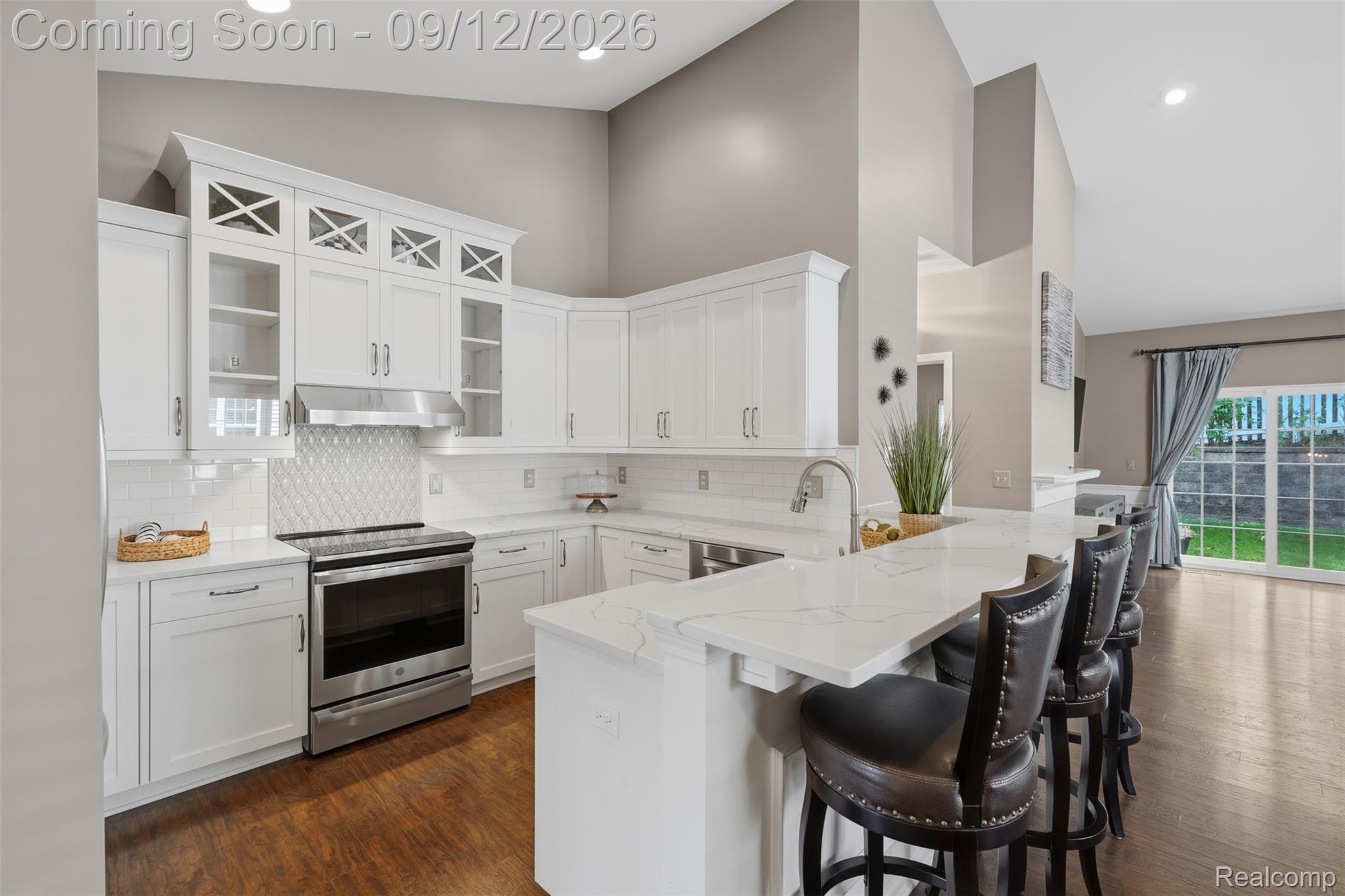 646 West Bluff Court Rochester, MI 48306 - Photo 14 of 40 646 w bluff ct-14.jpg