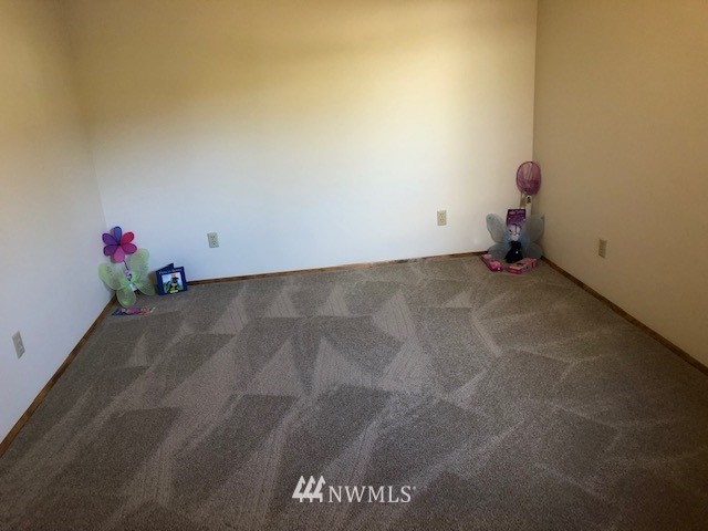 847 Southwest Echo Loop Oak Harbor, WA 98277 - Photo 19 of 24 Gallery Image 19
