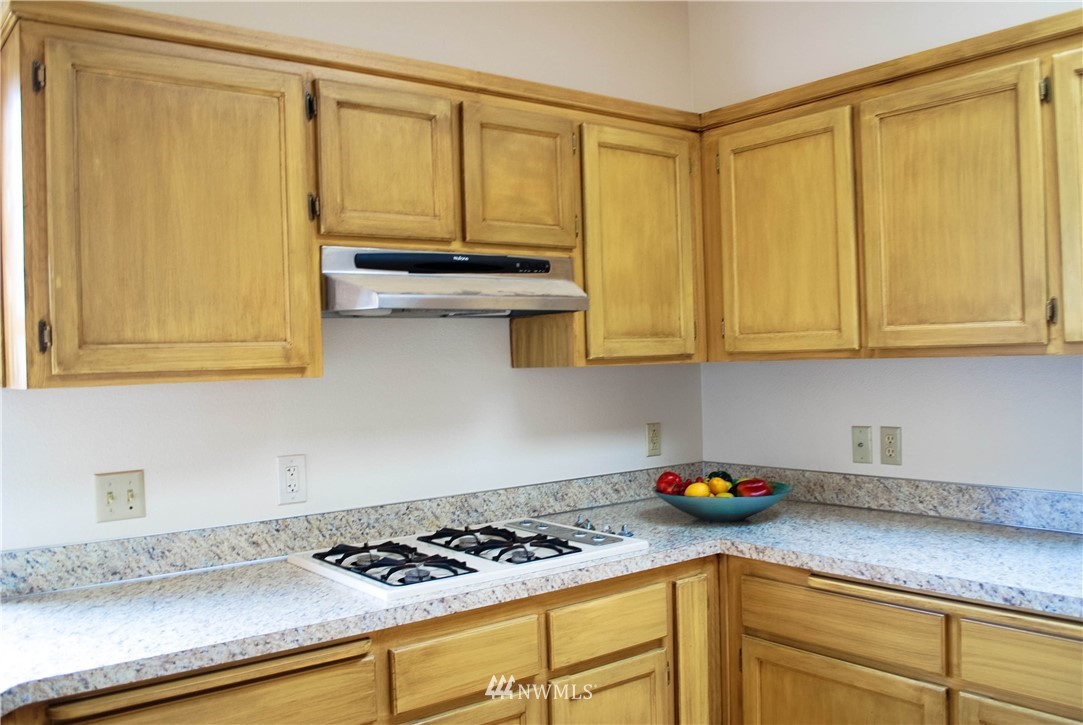 847 Southwest Echo Loop Oak Harbor, WA 98277 - Photo 10 of 24 Gallery Image 10