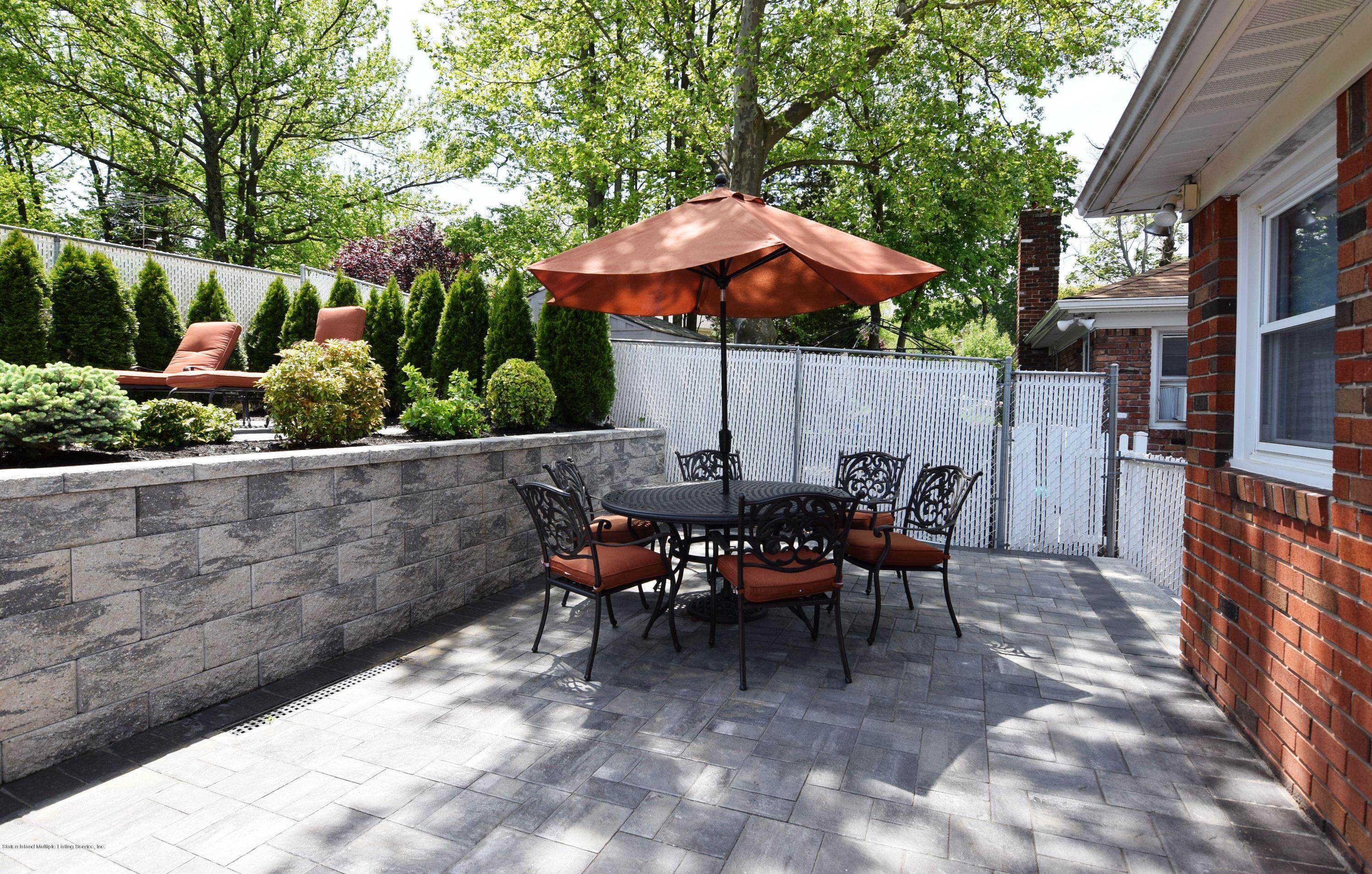 144 Ramble Road Staten Island, NY 10308 - Photo 4 of 20 (4) Back Yard