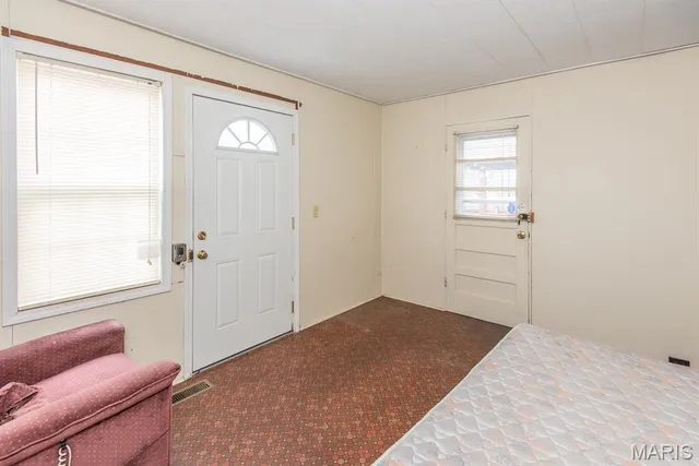 $250,000 | 3818 Wyoming Street, St. Louis, MO 63116