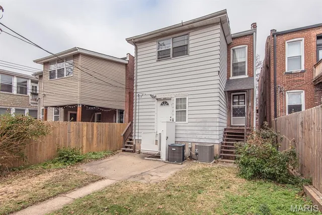 $250,000 | 3818 Wyoming Street, St. Louis, MO 63116