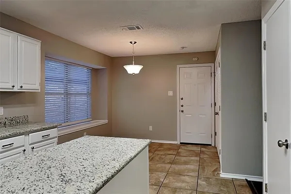 $2,350 | 1327 East Branch Hollow Drive, Carrollton, TX 75007