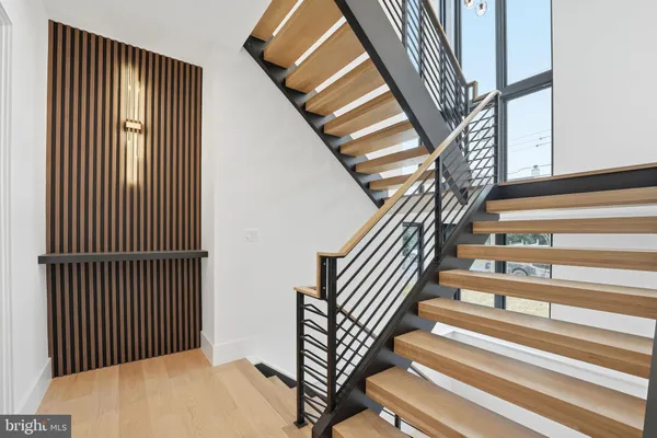 $3,999,999 | 6910 Bright Avenue, McLean, VA 22101