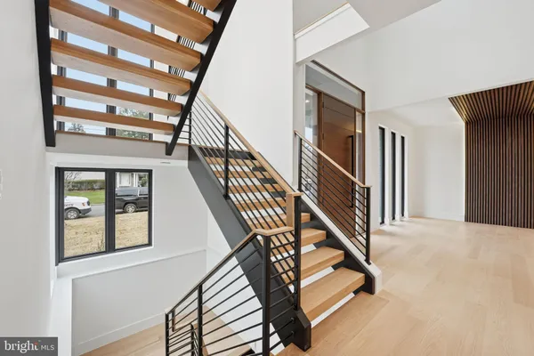 $3,999,999 | 6910 Bright Avenue, McLean, VA 22101