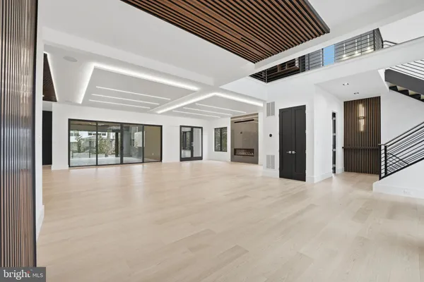 $3,999,999 | 6910 Bright Avenue, McLean, VA 22101