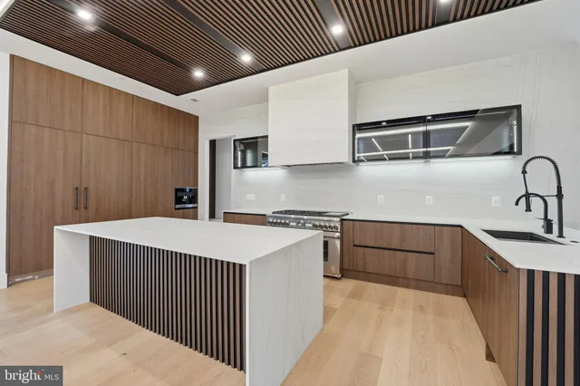 $3,999,999 | 6910 Bright Avenue, McLean, VA 22101