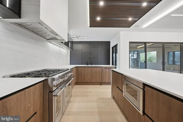 $3,999,999 | 6910 Bright Avenue, McLean, VA 22101