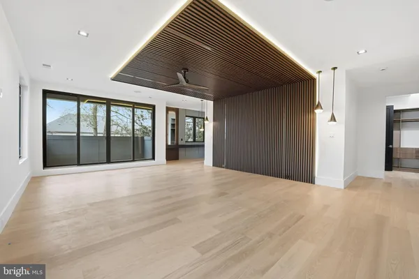 $3,999,999 | 6910 Bright Avenue, McLean, VA 22101