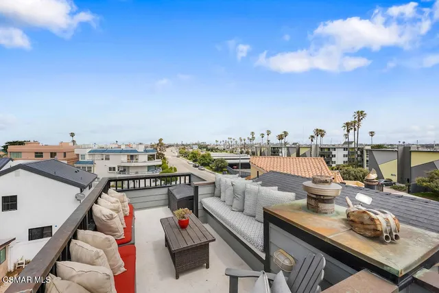 $2,450,000 | 3237 Playa Court, Oxnard, CA 93035