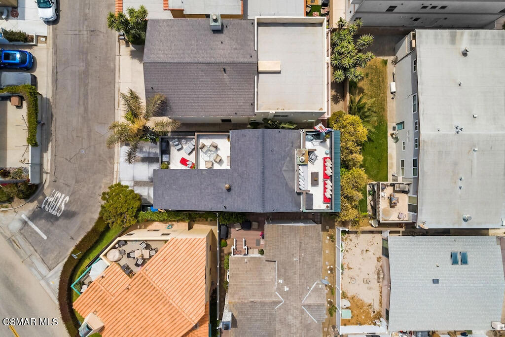 3237 Playa Court Oxnard, CA 93035 - Photo 42 of 48 an aerial view of houses and roads