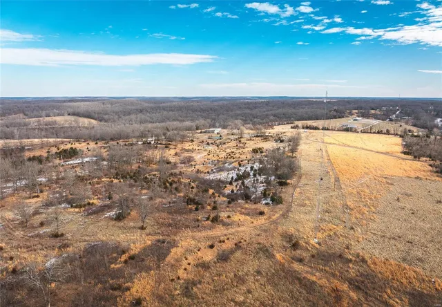 $695,000 | 0 Camping Paradise Road, Roach, MO 65787
