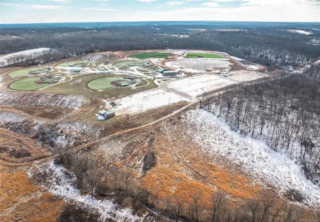 $695,000 | 0 Camping Paradise Road, Roach, MO 65787